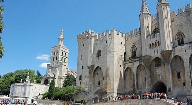 palais des papes avignon